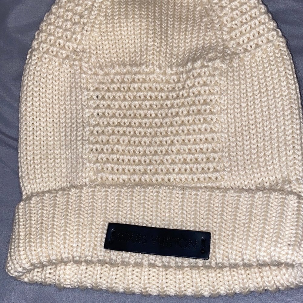 Louis Vuitton matching scarf & beanie set